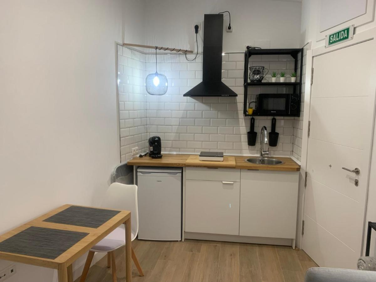 Puerta De Caceres Apartamento 5 Callejon De Don Alvaro Bagian luar foto